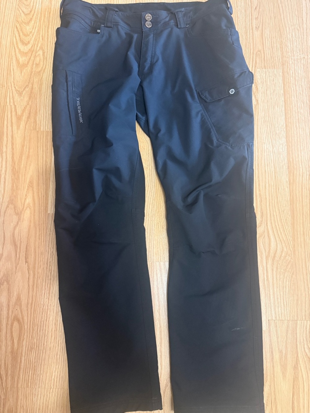 Black Truework T2 Men's Cargo Pants - Utility Outdoor Style